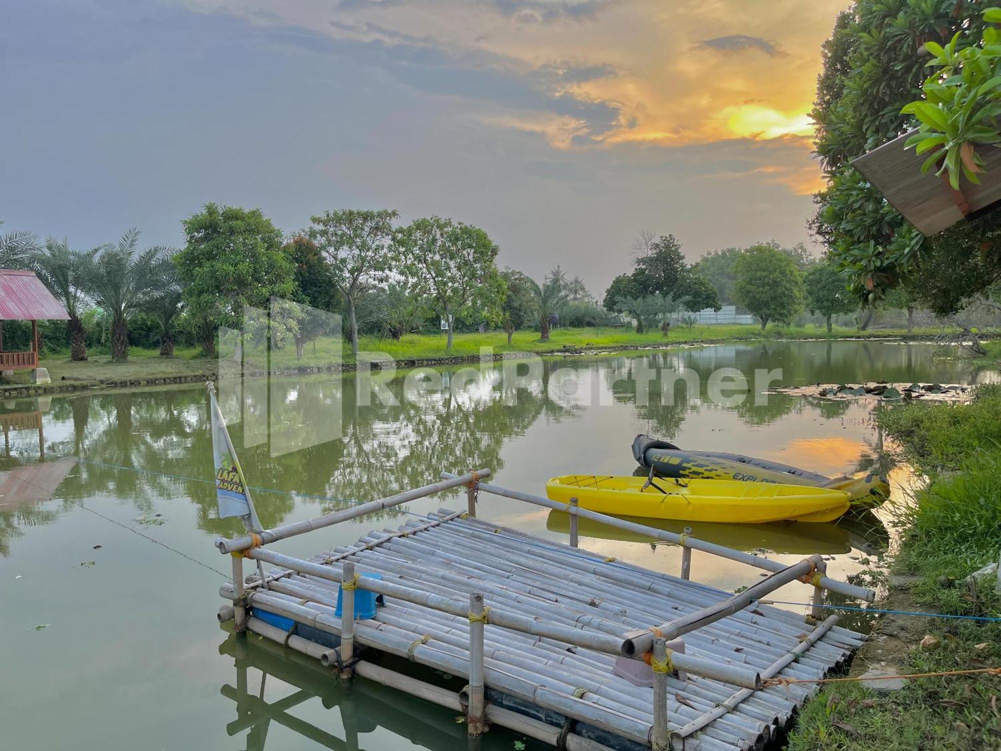 Готель Lafa Park Syariah Rengas Bandung Cikarang Redpartner Cibeber Екстер'єр фото